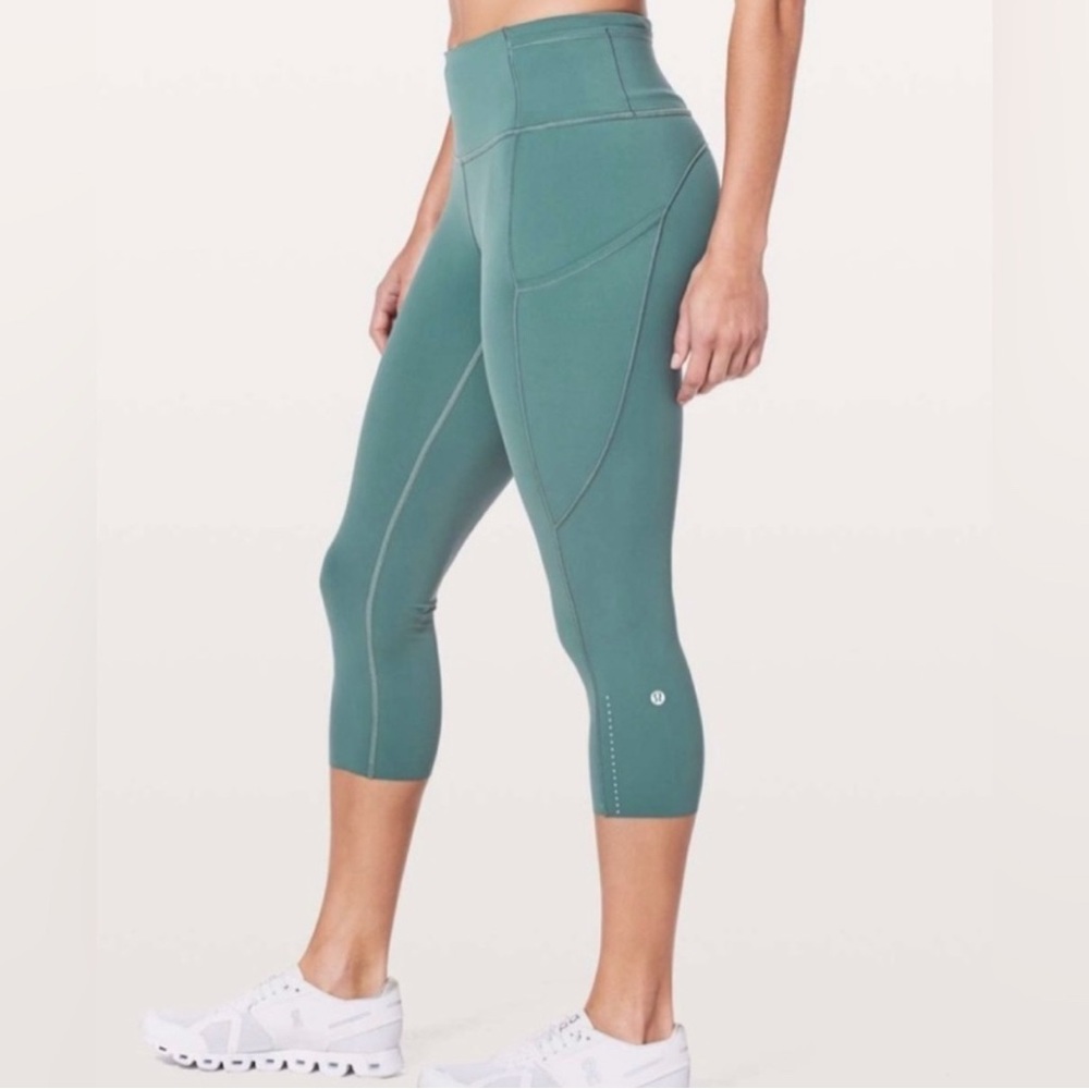 Lululemon Fast Free Crop 22"